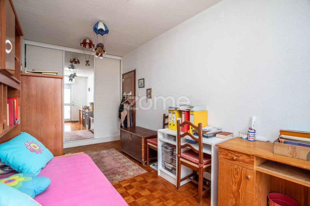 Apartamento T3 para Venda em Santo António dos Cavaleiros e Frielas Foto 9