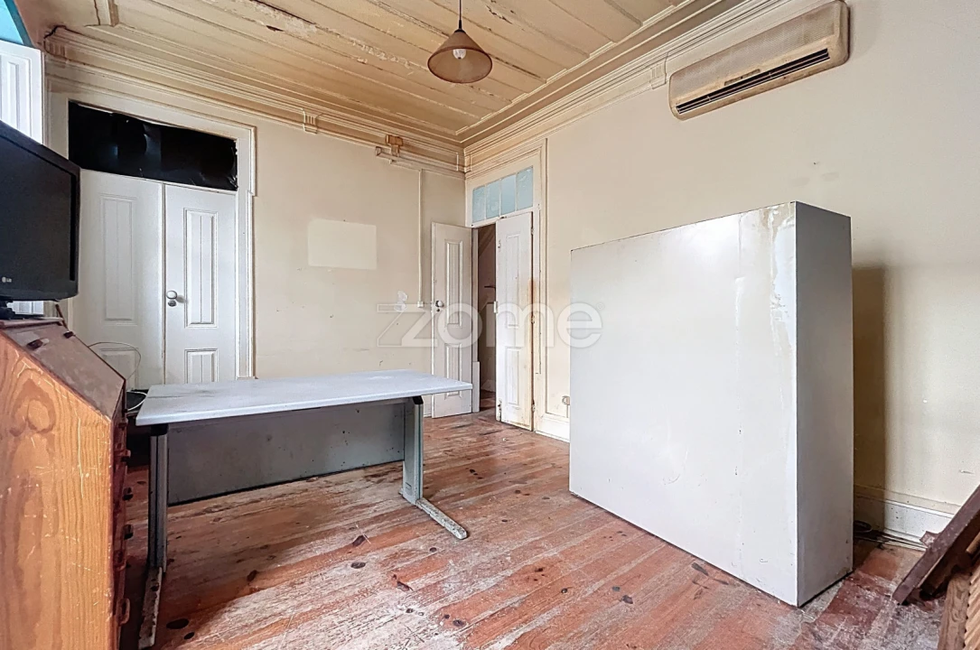 Prédio para Venda em Buarcos Foto 12