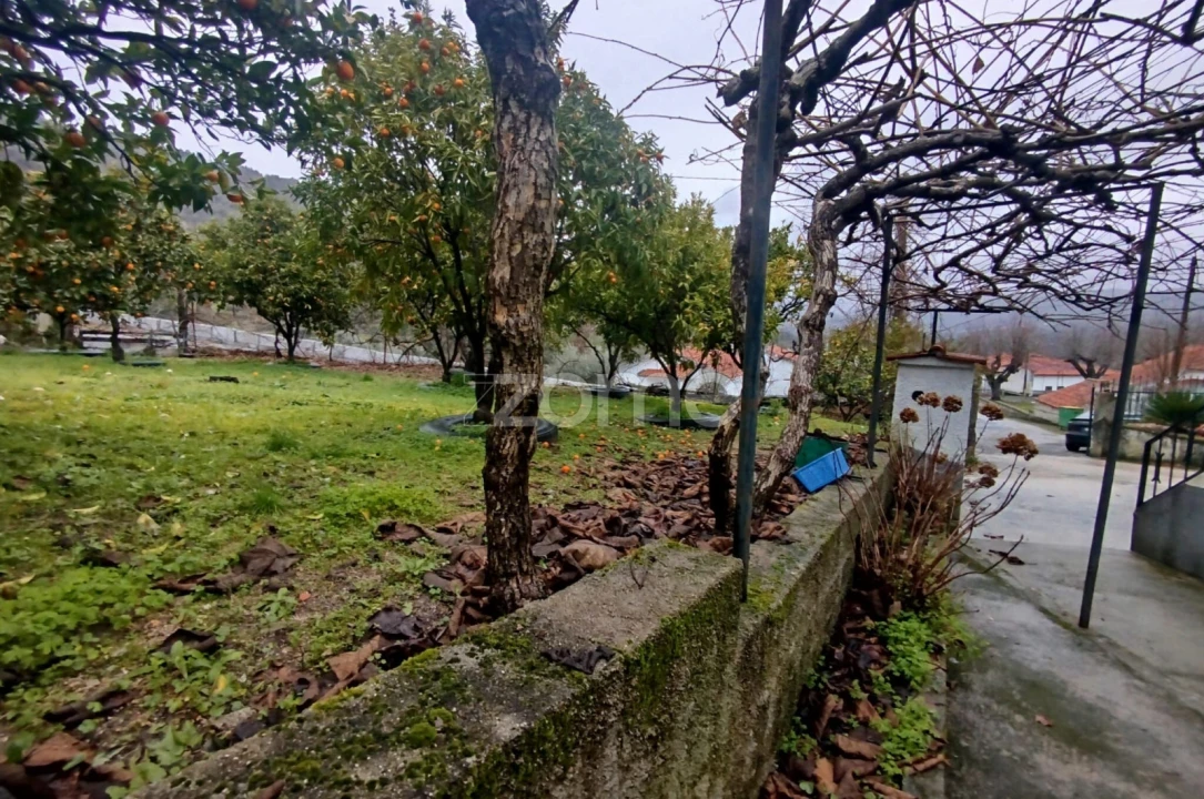 Moradia T5 para Venda em Sobral Pichorro e Fuinhas Foto 53