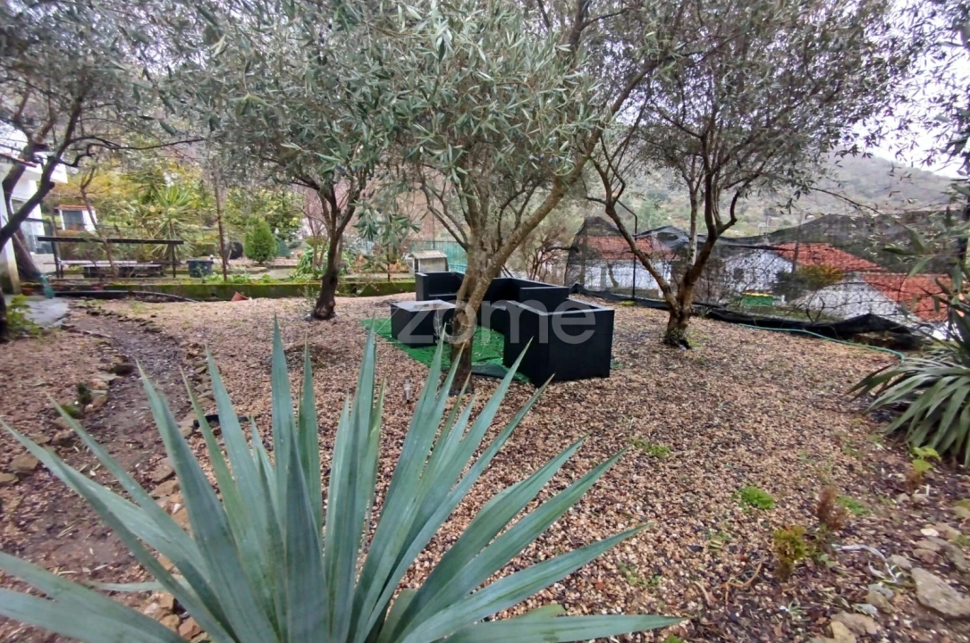 Moradia T5 para Venda em Sobral Pichorro e Fuinhas Foto 58