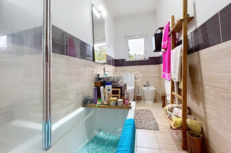 Moradia T5 para Venda em Sobral Pichorro e Fuinhas Foto 29