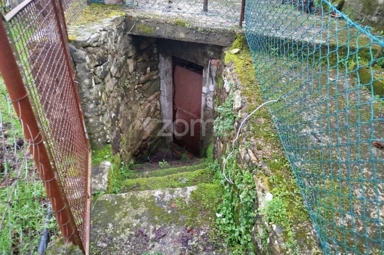 Moradia T5 para Venda em Sobral Pichorro e Fuinhas Foto 49