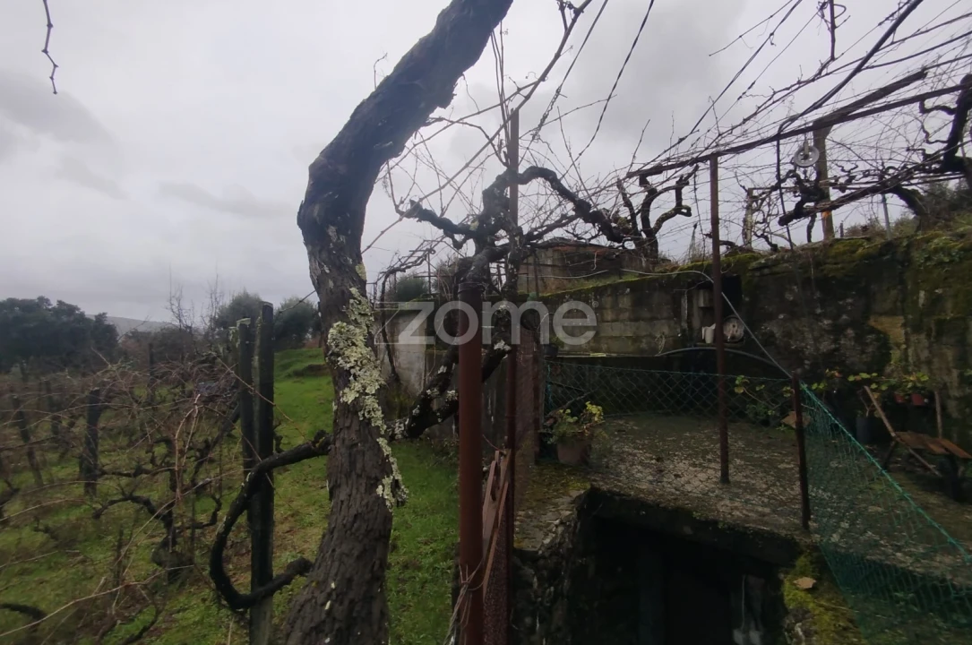 Moradia T5 para Venda em Sobral Pichorro e Fuinhas Foto 46