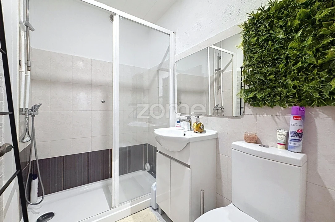 Moradia T5 para Venda em Sobral Pichorro e Fuinhas Foto 19