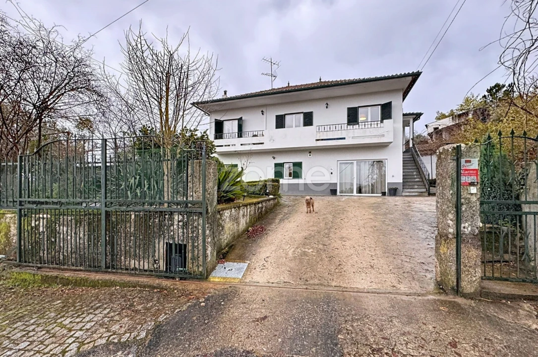 Moradia T5 para Venda em Sobral Pichorro e Fuinhas Foto 31