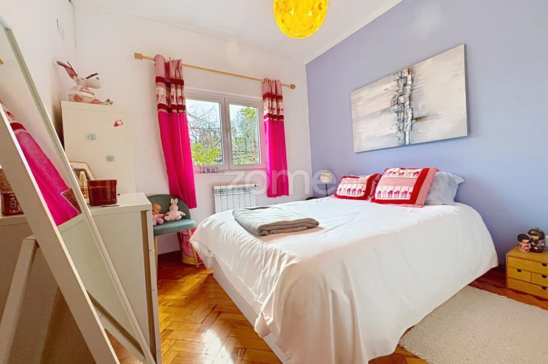 Moradia T5 para Venda em Sobral Pichorro e Fuinhas Foto 32