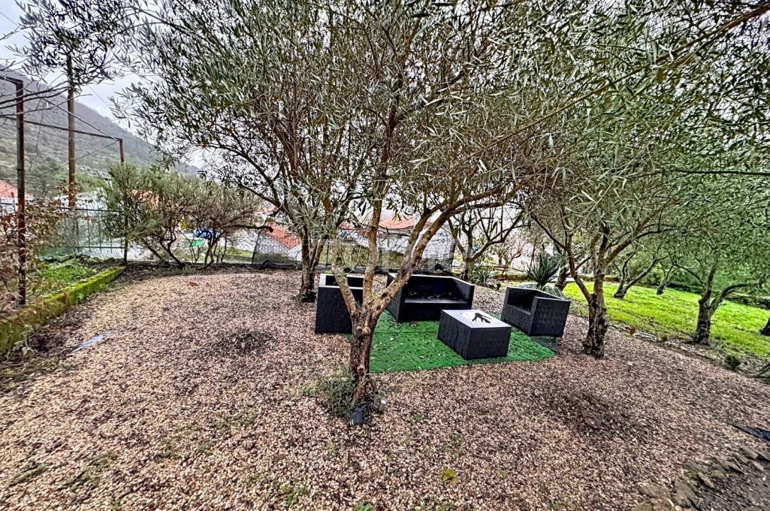 Moradia T5 para Venda em Sobral Pichorro e Fuinhas Foto 37