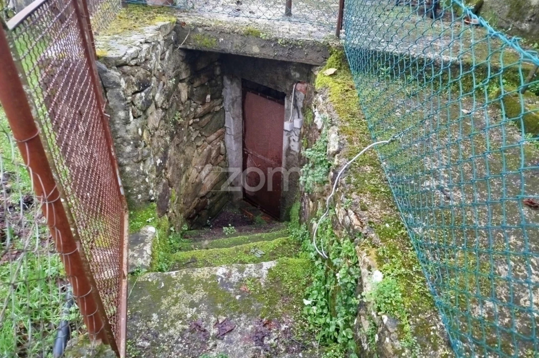 Moradia T5 para Venda em Sobral Pichorro e Fuinhas Foto 49