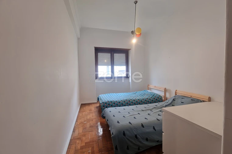 Apartamento T2 para Venda em Póvoa de Santo Adrião e Olival Basto Foto 10