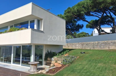 Moradia T6 para Venda em Santa Maria e São Miguel, São Martinho, São Pedro Penaferrim