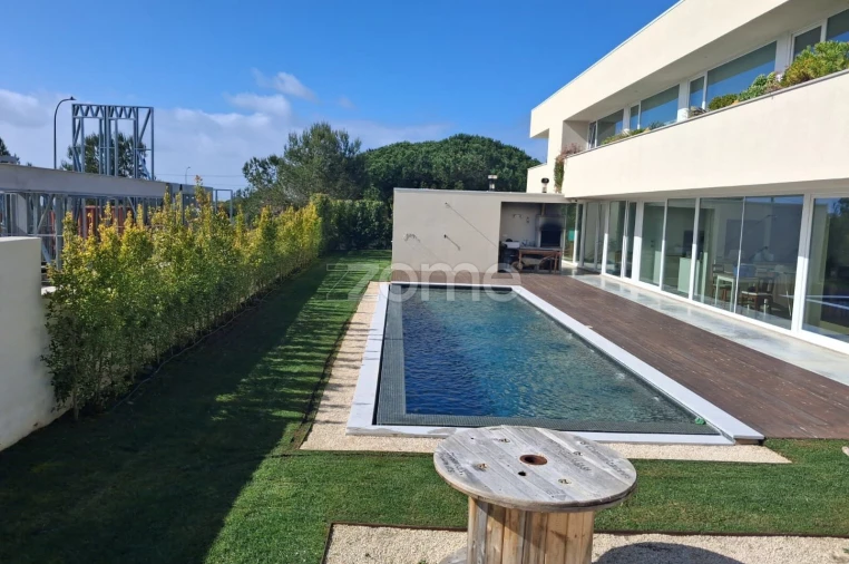 Moradia T6 para Venda em Santa Maria e São Miguel, São Martinho, São Pedro Penaferrim Foto 57