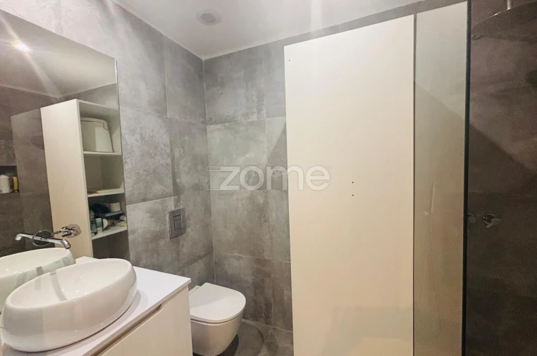 Moradia T6 para Venda em Santa Maria e São Miguel, São Martinho, São Pedro Penaferrim Foto 8