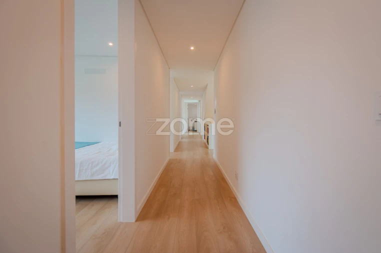 Moradia T6 para Venda em Santa Maria e São Miguel, São Martinho, São Pedro Penaferrim Foto 49