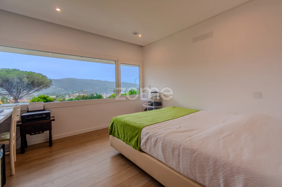 Moradia T6 para Venda em Santa Maria e São Miguel, São Martinho, São Pedro Penaferrim Foto 35