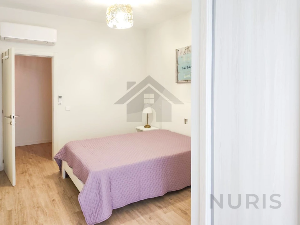 Apartamento T4 para Venda em Portimão Foto 11