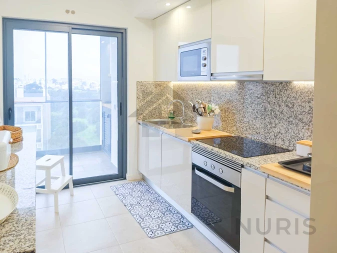 Apartamento T4 para Venda em Portimão Foto 6