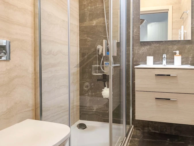 Apartamento T4 para Venda em Portimão Foto 13