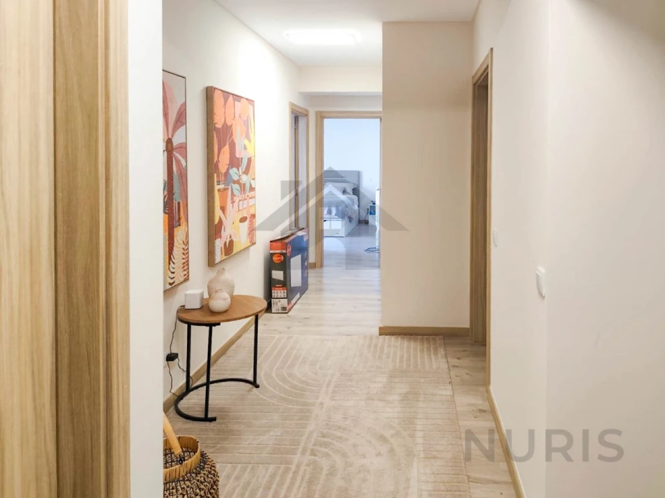 Apartamento T3 para Venda em Portimão Foto 2