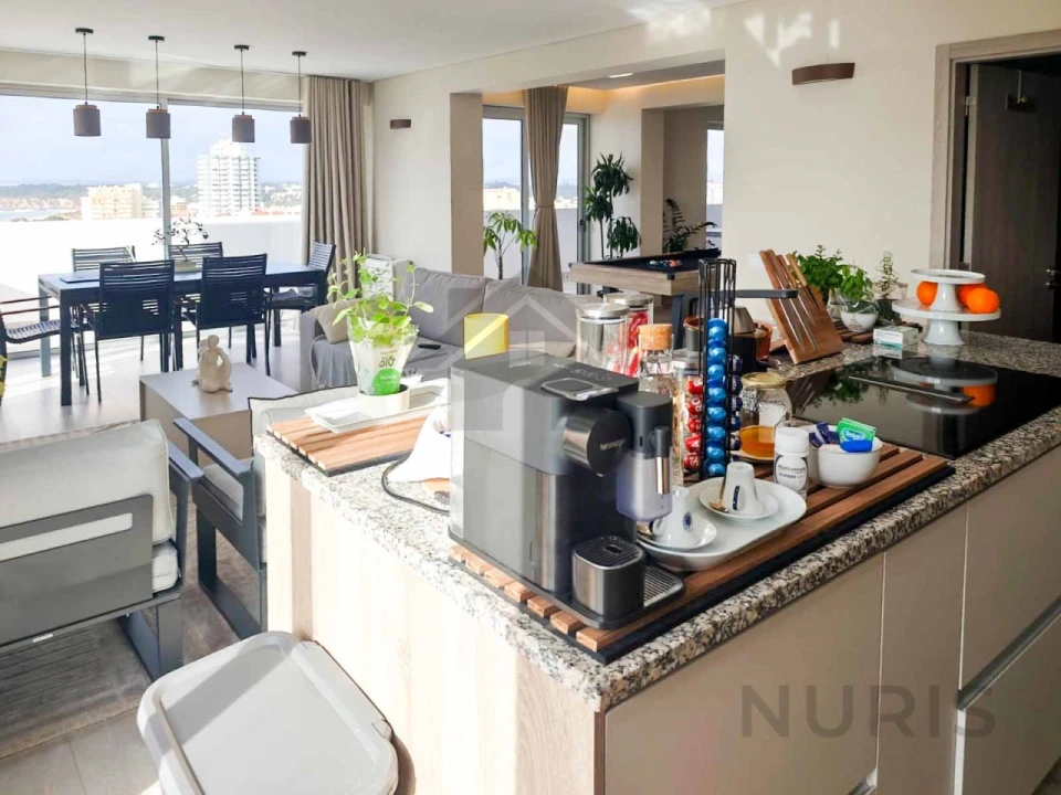 Apartamento T3 para Venda em Portimão Foto 12