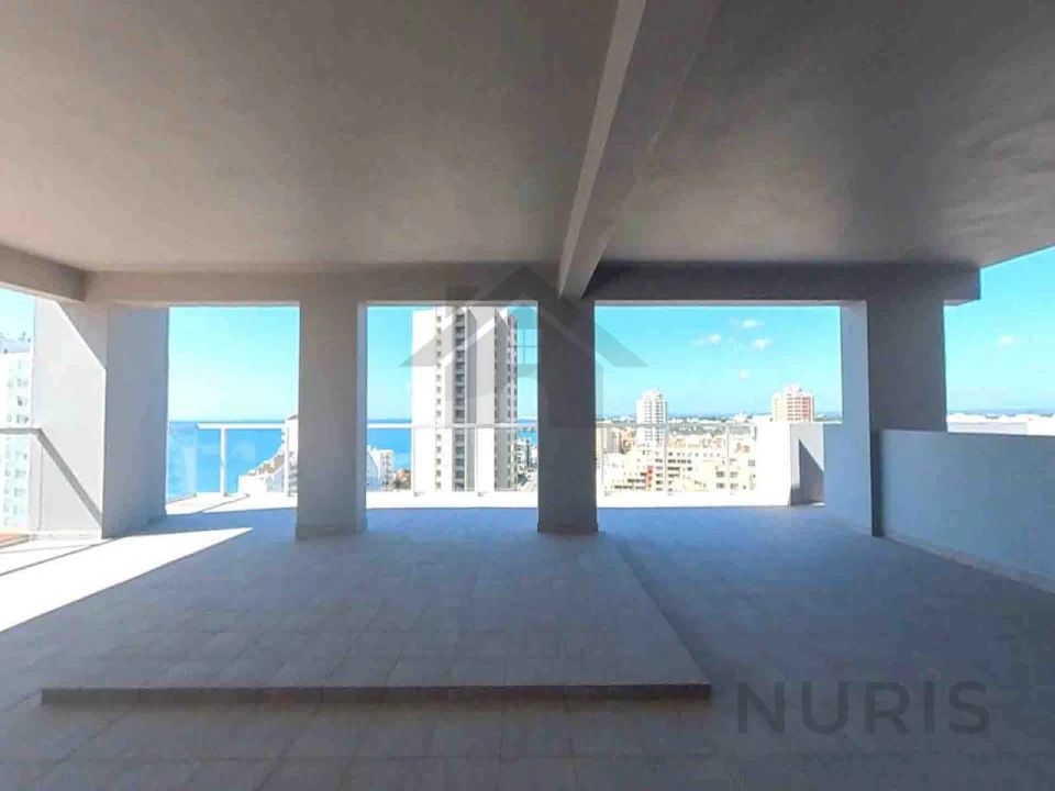 Apartamento T3 para Venda em Portimão Foto 38