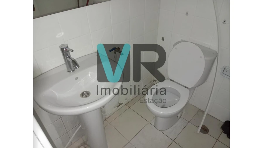 Negócio para Arrendamento em Braga (Maximinos, Sé e Cividade) Foto 2