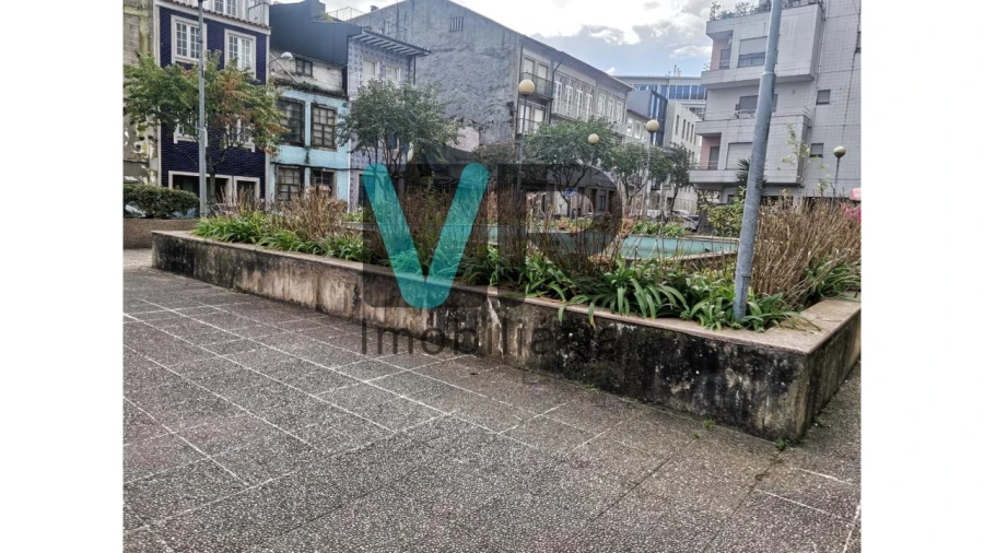 Negócio para Arrendamento em Braga (Maximinos, Sé e Cividade) Foto 3