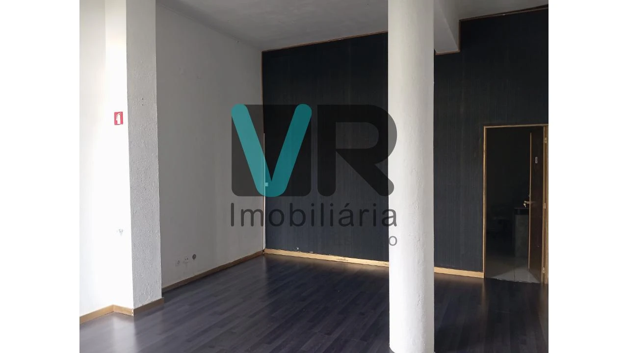 Negócio para Arrendamento em Braga (Maximinos, Sé e Cividade) Foto 7