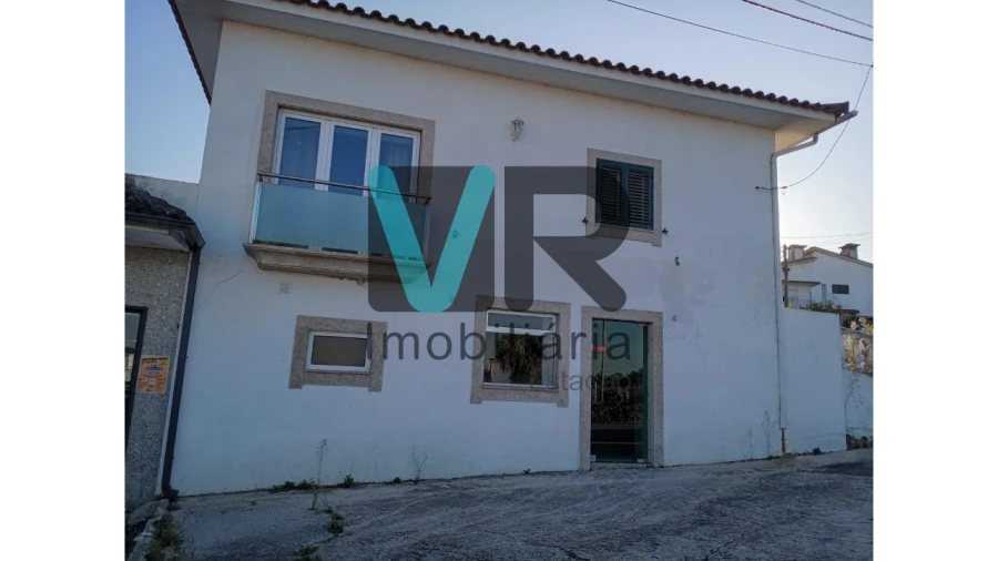 Moradia T3 para Venda em Carvalhas Foto 5