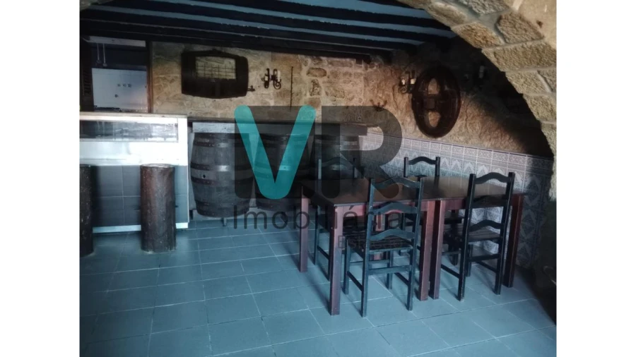 Moradia T3 para Venda em Carvalhas Foto 22