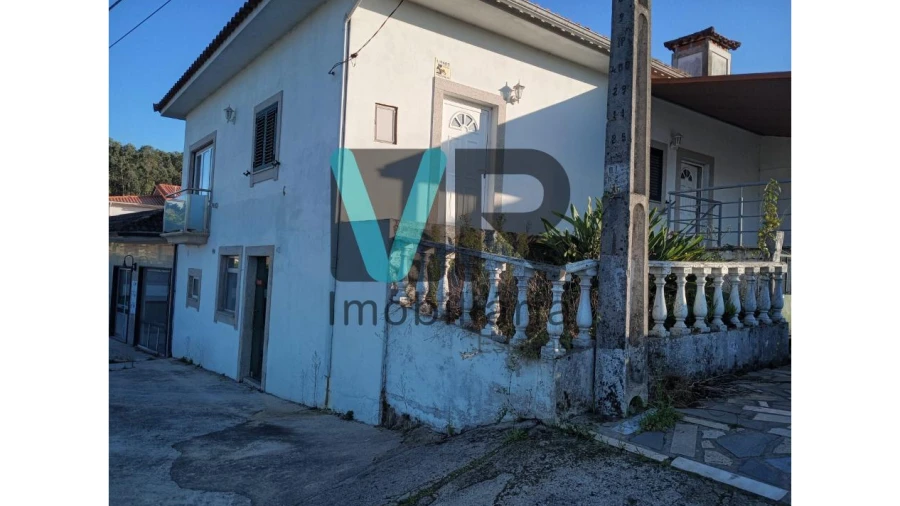 Moradia T3 para Venda em Carvalhas