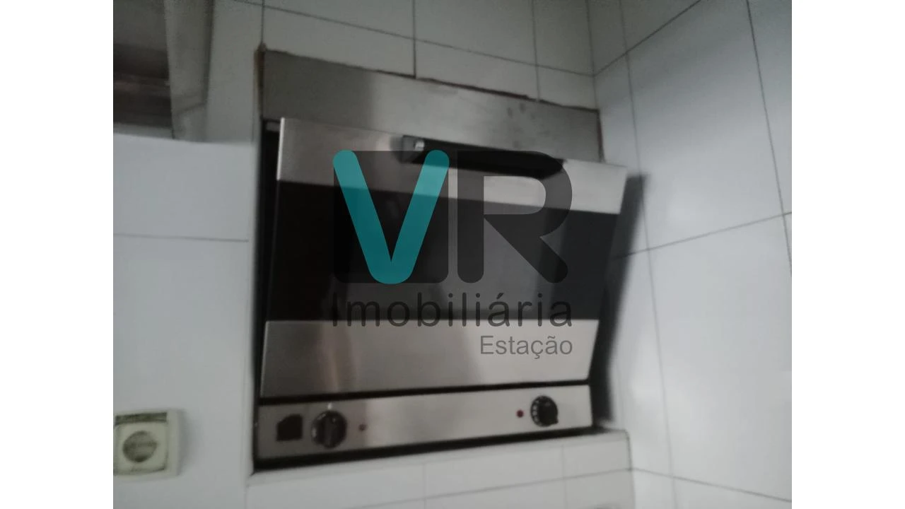 Moradia T3 para Venda em Carvalhas Foto 10