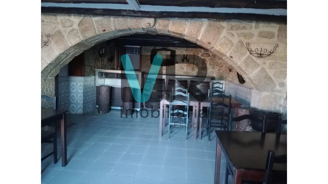 Moradia T3 para Venda em Carvalhas Foto 20