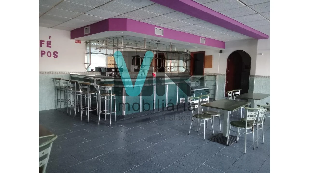 Moradia T3 para Venda em Carvalhas Foto 28