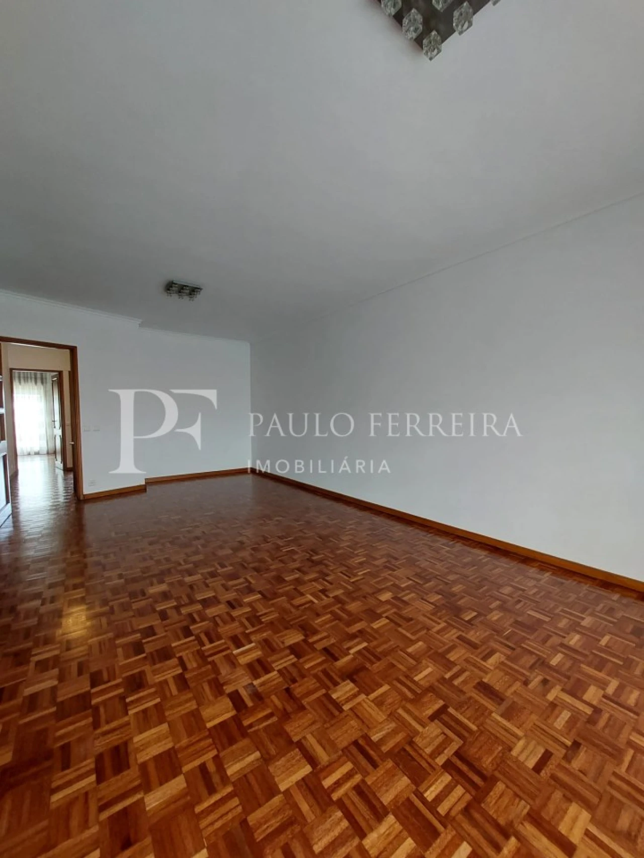 Apartamento T3 para Arrendamento em Braga (São José de São Lázaro e São João do Souto) Foto 2