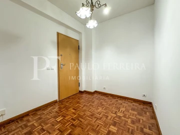 Apartamento T3 para Arrendamento em Braga (São José de São Lázaro e São João do Souto)