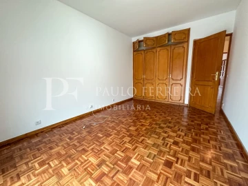 Apartamento T3 para Arrendamento em Braga (São José de São Lázaro e São João do Souto)