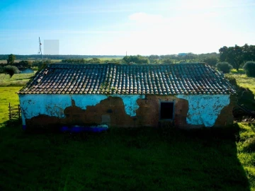 Quinta T5 para Venda em São Domingos e Vale de Água