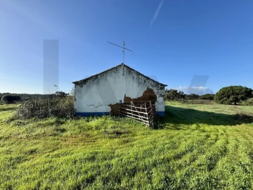 Quinta T5 para Venda em São Domingos e Vale de Água
