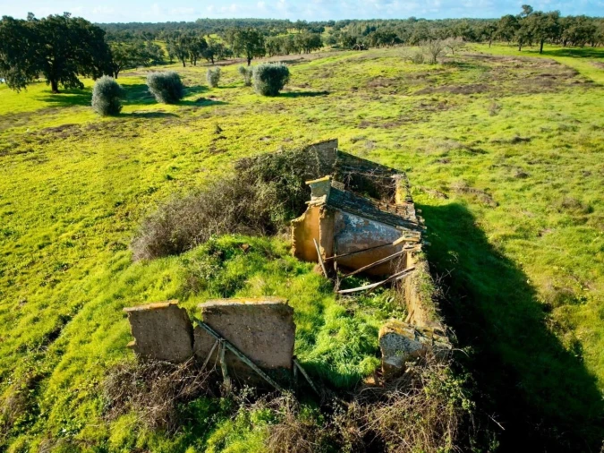Quinta T5 para Venda em São Domingos e Vale de Água Foto 13