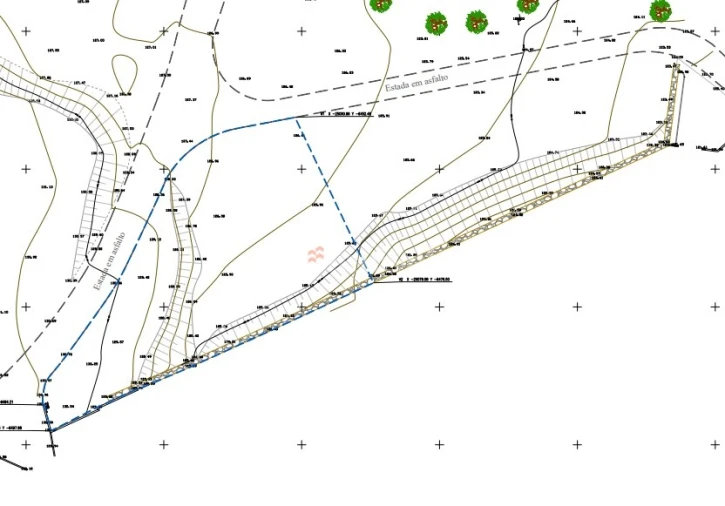 Terreno para Venda em São João Baptista e Santa Maria dos Olivais Foto 3