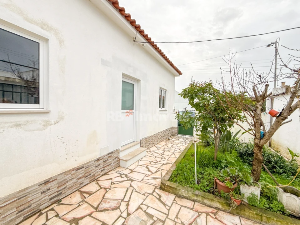 Moradia T2 para Venda em Atalaia Foto 43