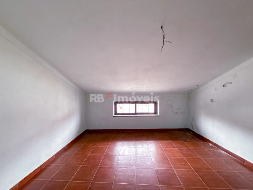 Moradia T6 para Venda em Tramagal Foto 18