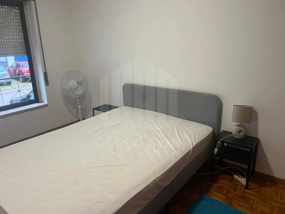 Apartamento T1 para Venda em Charneca de Caparica e Sobreda Foto 10