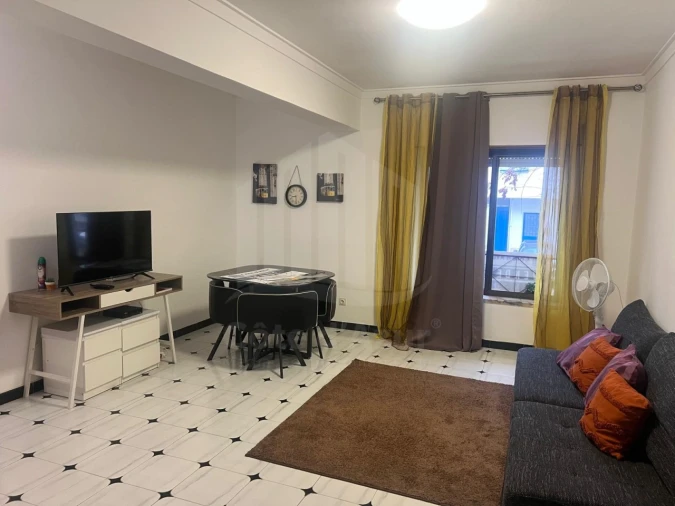 Apartamento T1 para Venda em Charneca de Caparica e Sobreda Foto 2