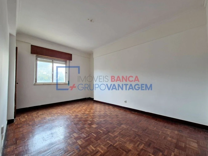 Apartamento T3 para Venda em Rio de Mouro Foto 5