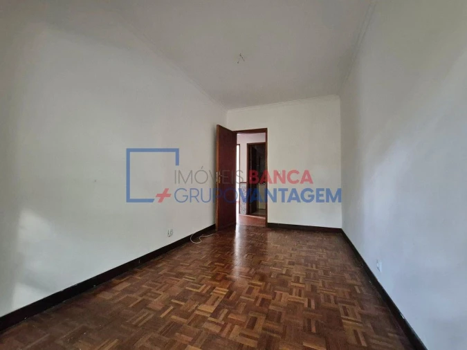 Apartamento T3 para Venda em Rio de Mouro Foto 11