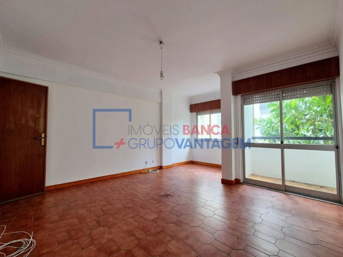 Apartamento T3 para Venda em Rio de Mouro Foto 16