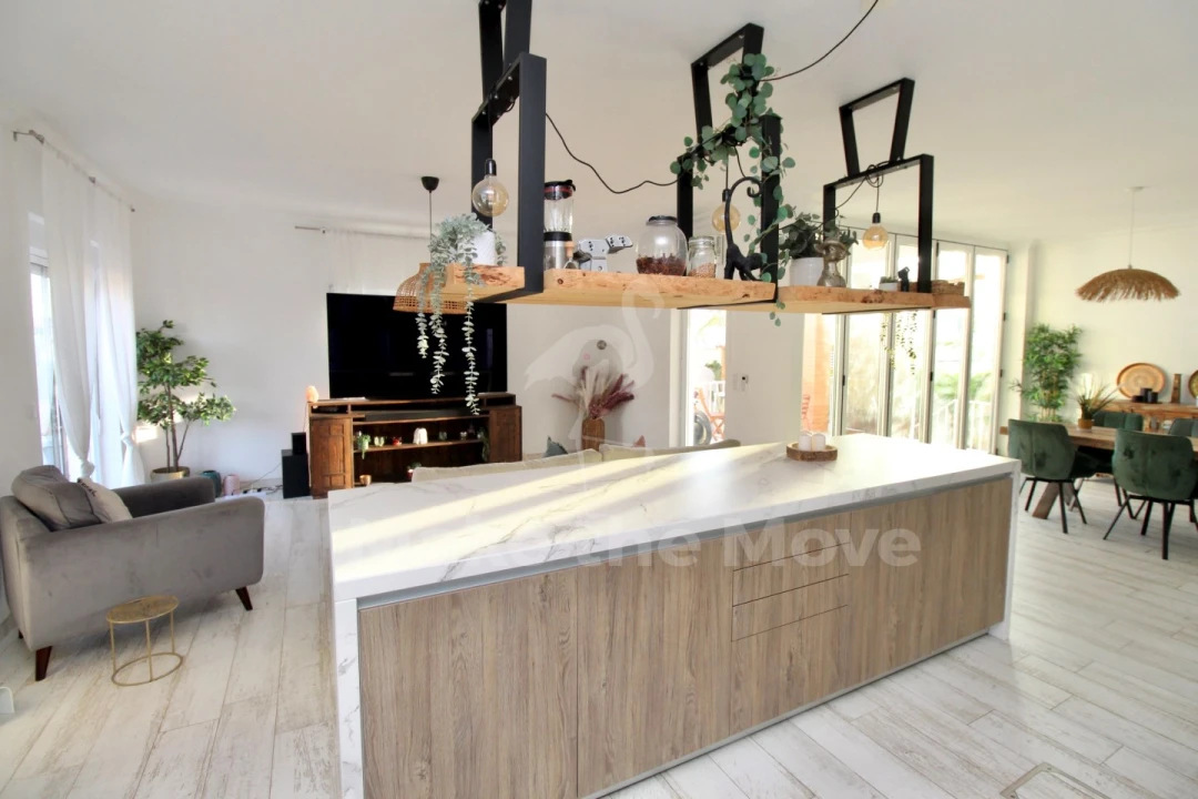 Moradia T5 para Venda em Moncarapacho e Fuseta Foto 4