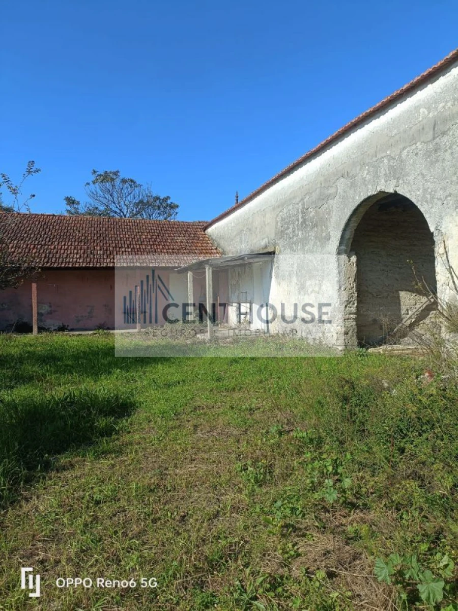 Moradia T3 para Venda em Carapelhos Foto 7