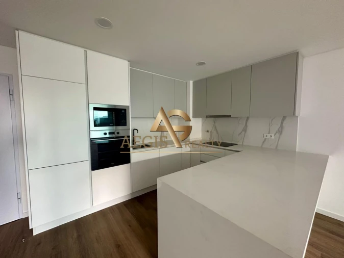 Apartamento T2 para Venda em São Martinho Foto 7